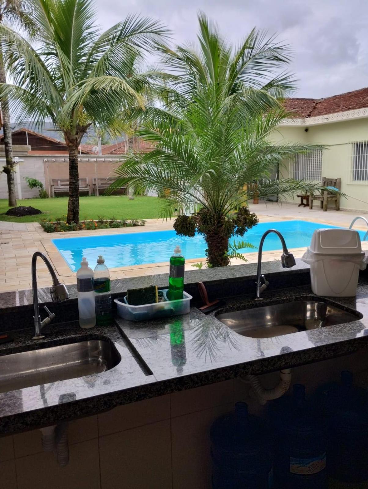 Piscina 6 Quarto 300M Praia Jardim Churrasqueira 16 Pessoas Garagem 3 Carros Monitoramento 24 Horas Mesa De Sinuca Itanhaém Dış mekan fotoğraf